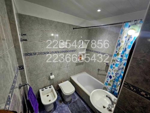 Phòng tắm tại Departamento 2 Amb - PLAZA COLON