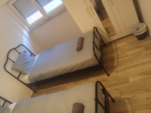 Ein Bett oder Betten in einem Zimmer der Unterkunft Nok Nok