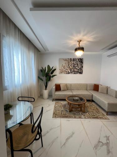 Superbe appartement a ain zaghouen - proche aéroport