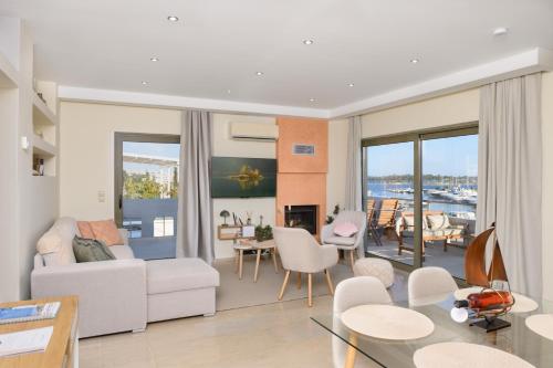 Glyfada Cove Apartments-Ostria