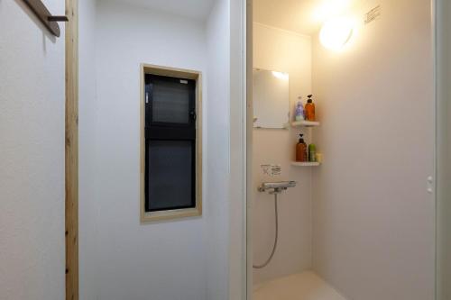 Tokyo My Home - Budget Private Room near Shinjuku, Shared Bath