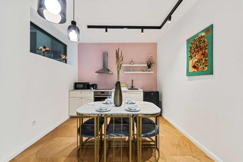 Royal Hideout - Central Vienna