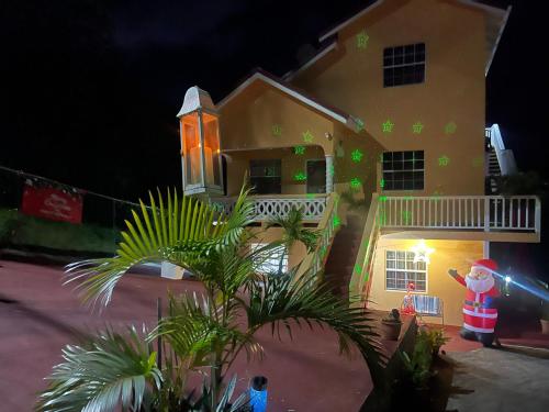 Caribbean Dream Vacation Property CD6