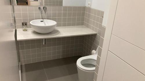 Central Studio Flat