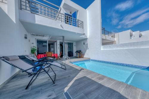 Villa Mariña- Heated pool