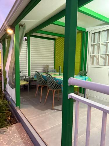 Afbeelding uit fotogalerij van Les Algues de la Chapelle in Anse-Bertrand