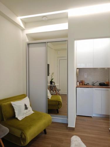 Maris elegant studio