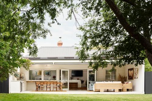 Tòa nhà nơi nhà nghỉ dưỡng tọa lạc