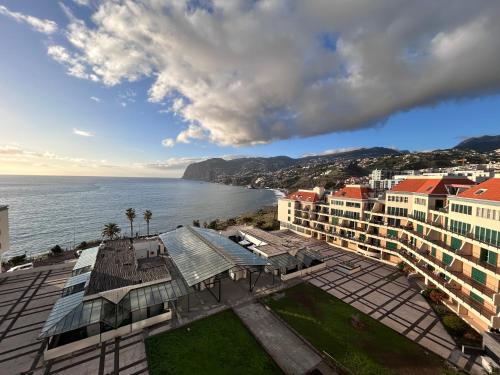 Sunset Ocean View Apartment