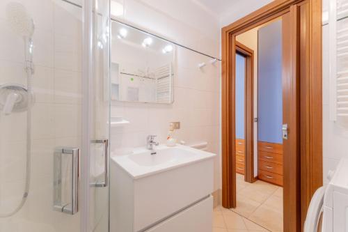 Casa Fortuna Cozy Milan Apartment MM3 to Duomo