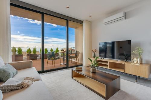 BHF Residences Luxe Sunset