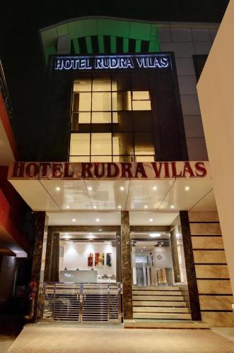 Gallery image of Hotel Rudra Vilas in Agra