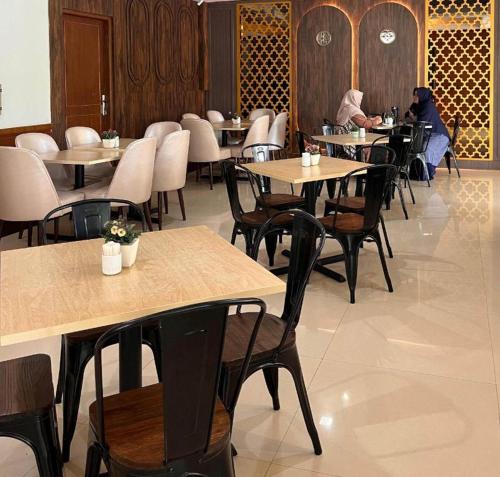 Restaurace v ubytování Hotel Mekkah Banda Aceh