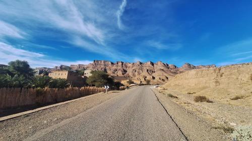 Phong cảnh thiên nhiên gần nhà khách