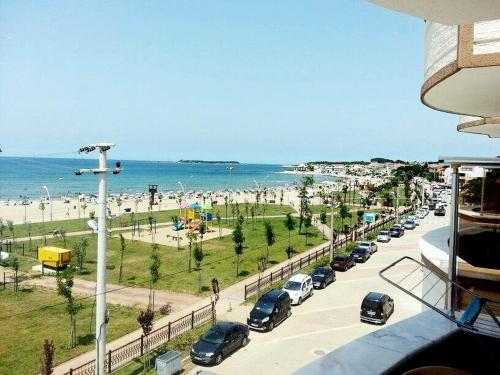 Γενική θέα στη θάλασσα ή θέα στη θάλασσα από  αυτό το δωμάτιο σε οικογενειακή κατοικία