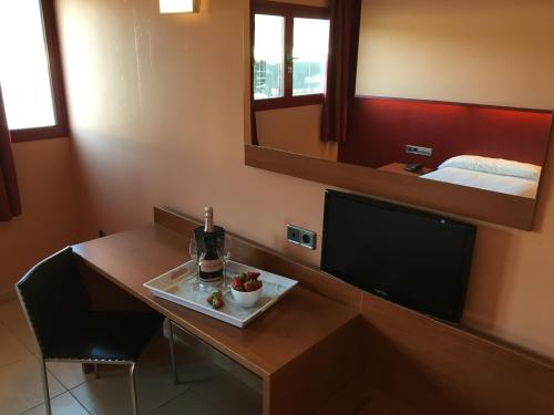 Fotografie z fotogalerie ubytování Hotel Jonquera v destinaci La Jonquera