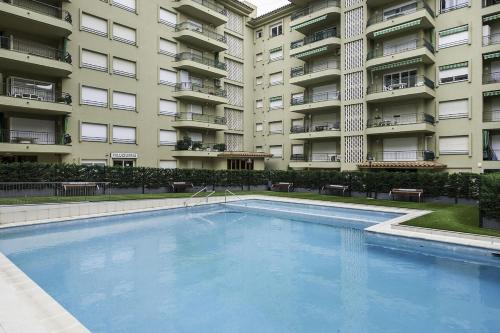 Apartamento con piscina y parking en Platja d'Aro