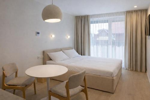 Wave 21 Nida Self Check-In Apartment