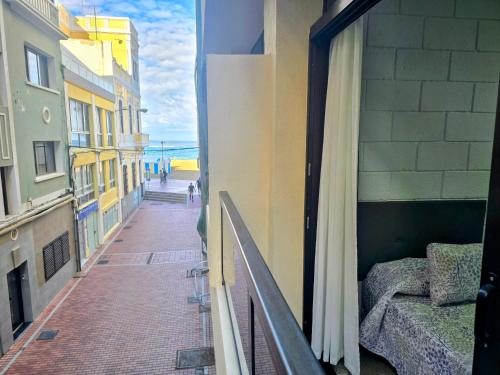 VV Claramar Playa 1B "by henrypole home"