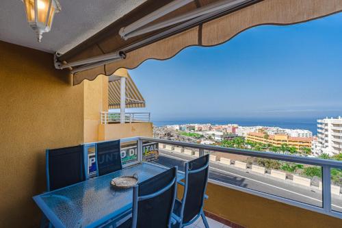 Royal condor One bed apartment with viws to the cliffs and Atlantic Ocean