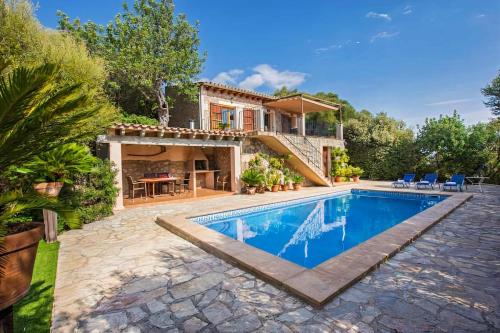 Charming Country House Es Puchet in Buger