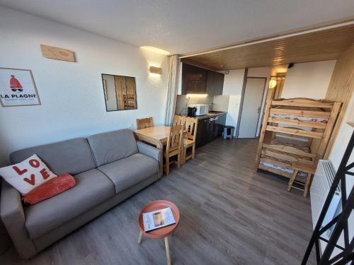 Studio rénové au pied des pistes, vue Mont Blanc - FR-1-181-2609
