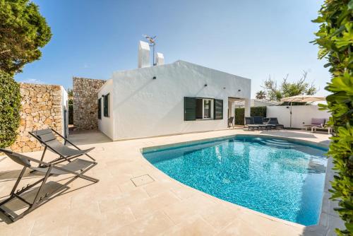 Can Carnero | Casa en Menorca con vistas al mar