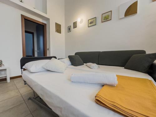 Casa Fortuna Cozy Milan Apartment MM3 to Duomo