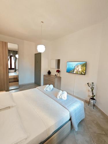 Una cama o camas en una habitación de Stefanie Home Boutique