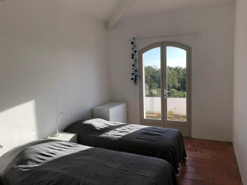 Quiet villa 4 bedrooms full sea view heated pool