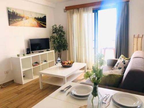 Panoramic Sea View Apartment
