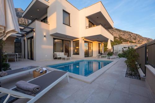 Luxury Sea View Villa - Makarska