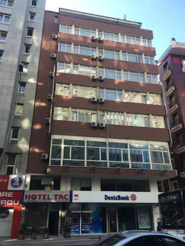 ホテルが所在する建物