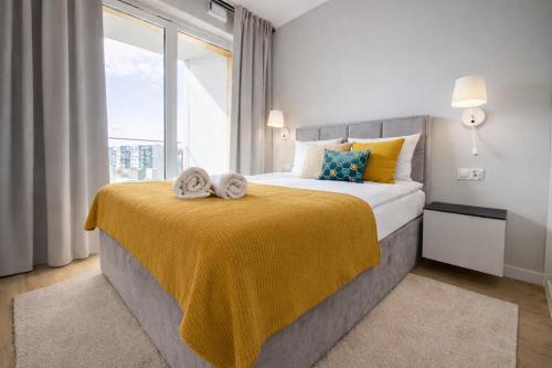 InPoint Modern Apartment Lema 17-Tauron Arena & Free Parking Self Check-in