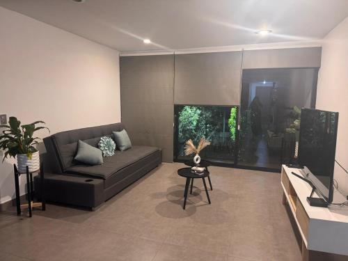 TV i/ili zabavni centar u objektu Narvarte Cozy Stay