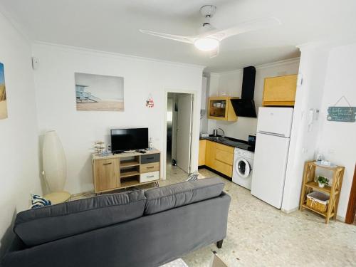 Apartamento Conil Playa & céntrico, con Aire Acond y WIFI -SOLO FAMILIAS Y PAREJAS-
