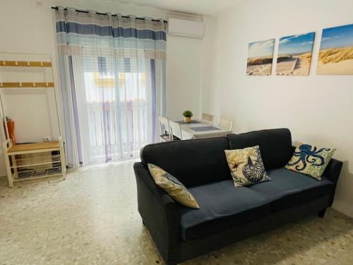 Apartamento Conil Playa & céntrico, con Aire Acond y WIFI -SOLO FAMILIAS Y PAREJAS-