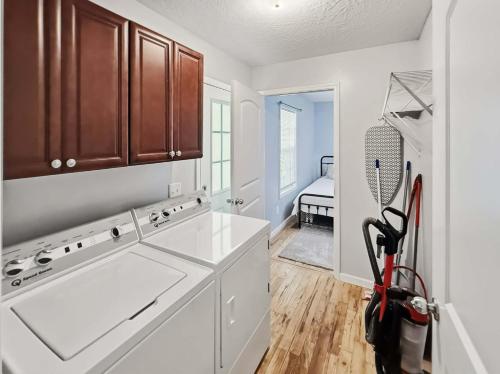 Billede fra billedgalleriet på Charming Townhouse Near Lake i Guntersville