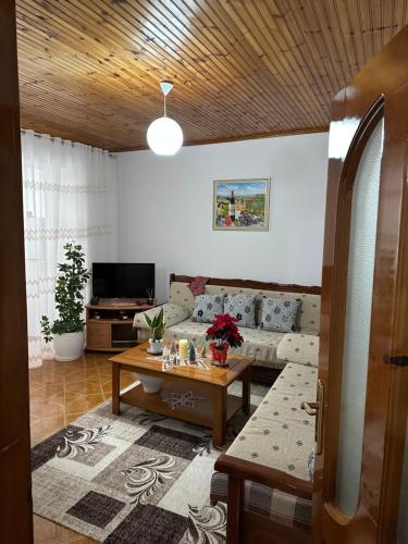Gambar di galeri bagi Apartament di Leskovik