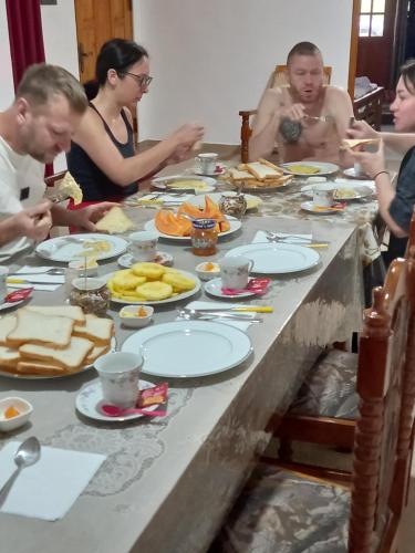 Eten bij of ergens in de buurt van het vakantiehuis

