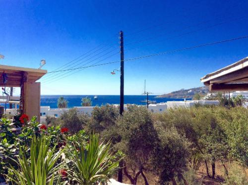 Gallery image of Manos Studios in Platis Yialos Mykonos