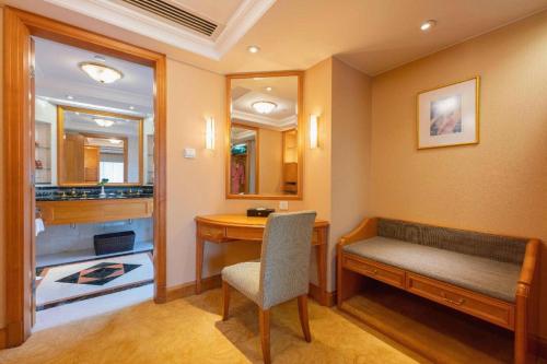 Et opholdsområde på Regency Hotel