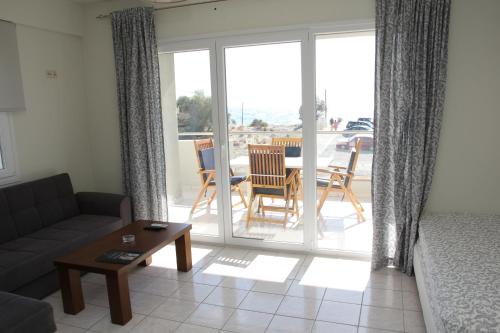 Fotografie z fotogalerie ubytování Holiday Luxury Villas v destinaci Kalamaki