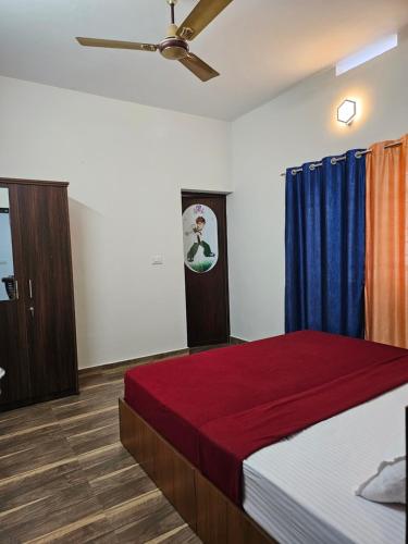 Giường trong phòng chung tại Mount Wave Holiday Pool Villa