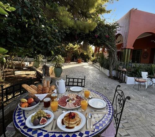 Green House Tunis-Country house 20 min from Tunis