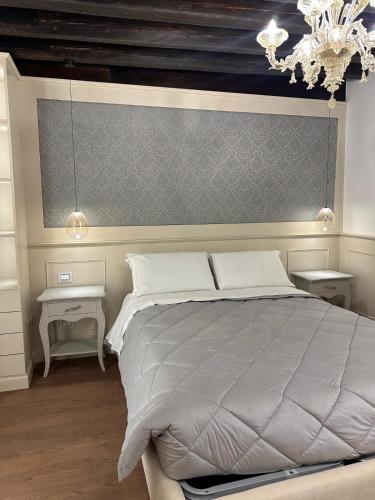 Canal View Boutique Apartment photo 13