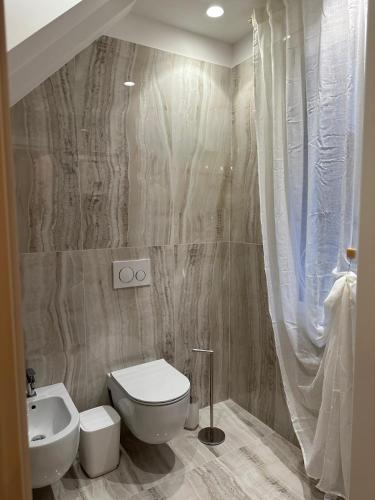 Canal View Boutique Apartment photo 24