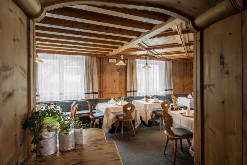 Restaurace v ubytování Hotel Gran Ciasa