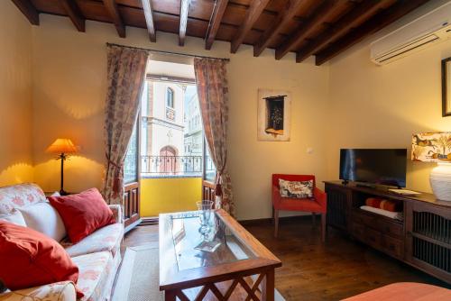 Apartamentos Puerta Real Sevilla Centro
