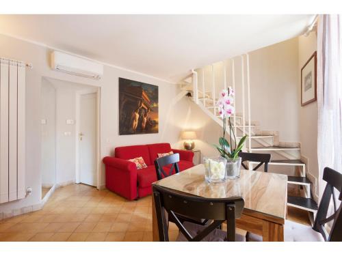 Apartments Via Giulia